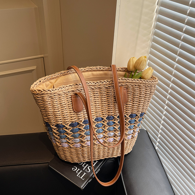 Large Capacity Woven Straw Tote Bag for Women - Perfect for Beach Vacations and Commuting, 2025 Trendy Summer Style Large Capacity Woven Straw Tote Bag for Women - Perfect for Beach Vacations and Commuting, 2025 Trendy Summer Style