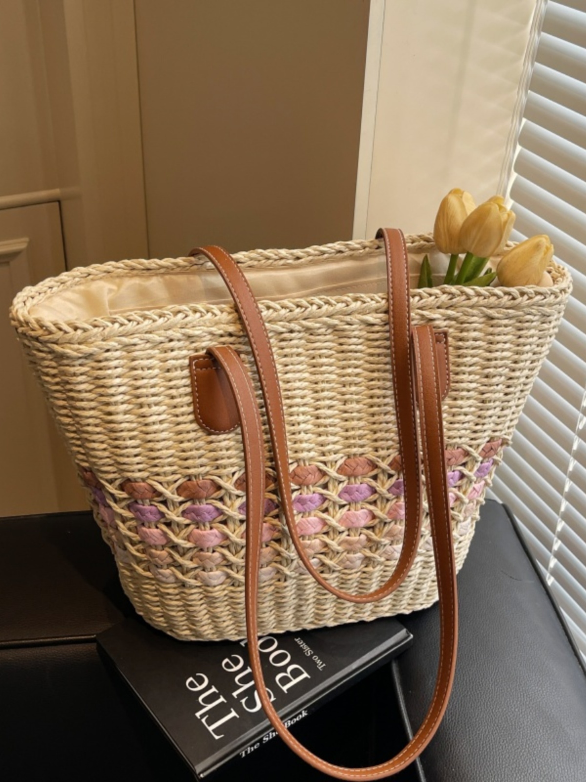 Large Capacity Woven Straw Tote Bag for Women - Perfect for Beach Vacations and Commuting, 2025 Trendy Summer Style Large Capacity Woven Straw Tote Bag for Women - Perfect for Beach Vacations and Commuting, 2025 Trendy Summer Style