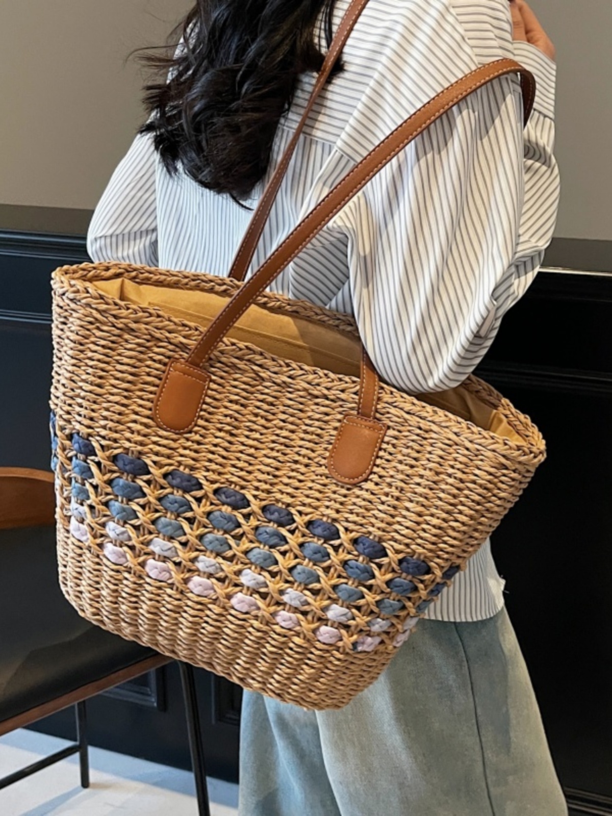 Large Capacity Woven Straw Tote Bag for Women - Perfect for Beach Vacations and Commuting, 2025 Trendy Summer Style Large Capacity Woven Straw Tote Bag for Women - Perfect for Beach Vacations and Commuting, 2025 Trendy Summer Style