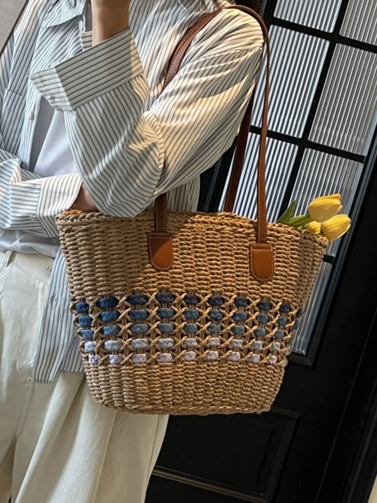 Large Capacity Woven Straw Tote Bag for Women - Perfect for Beach Vacations and Commuting, 2025 Trendy Summer Style Large Capacity Woven Straw Tote Bag for Women - Perfect for Beach Vacations and Commuting, 2025 Trendy Summer Style
