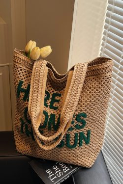 Large Capacity Woven Straw Tote Bag for Women - Stylish Single-Shoulder Design for Summer Beach Vacation and Commuting