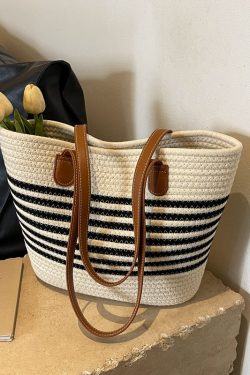 Large Capacity Woven Tote Bag for Women - Versatile Shoulder Bag for Autumn 2025, Perfect for Beach Vacations and Everyday Use