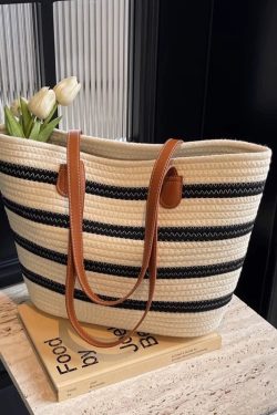 Large Capacity Woven Tote Bag for Women - Versatile Shoulder Bag for Autumn 2025, Perfect for Beach Vacations and Everyday Use