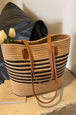 Large Capacity Woven Tote Bag for Women - Versatile Shoulder Bag for Autumn 2025, Perfect for Beach Vacations and Everyday Use