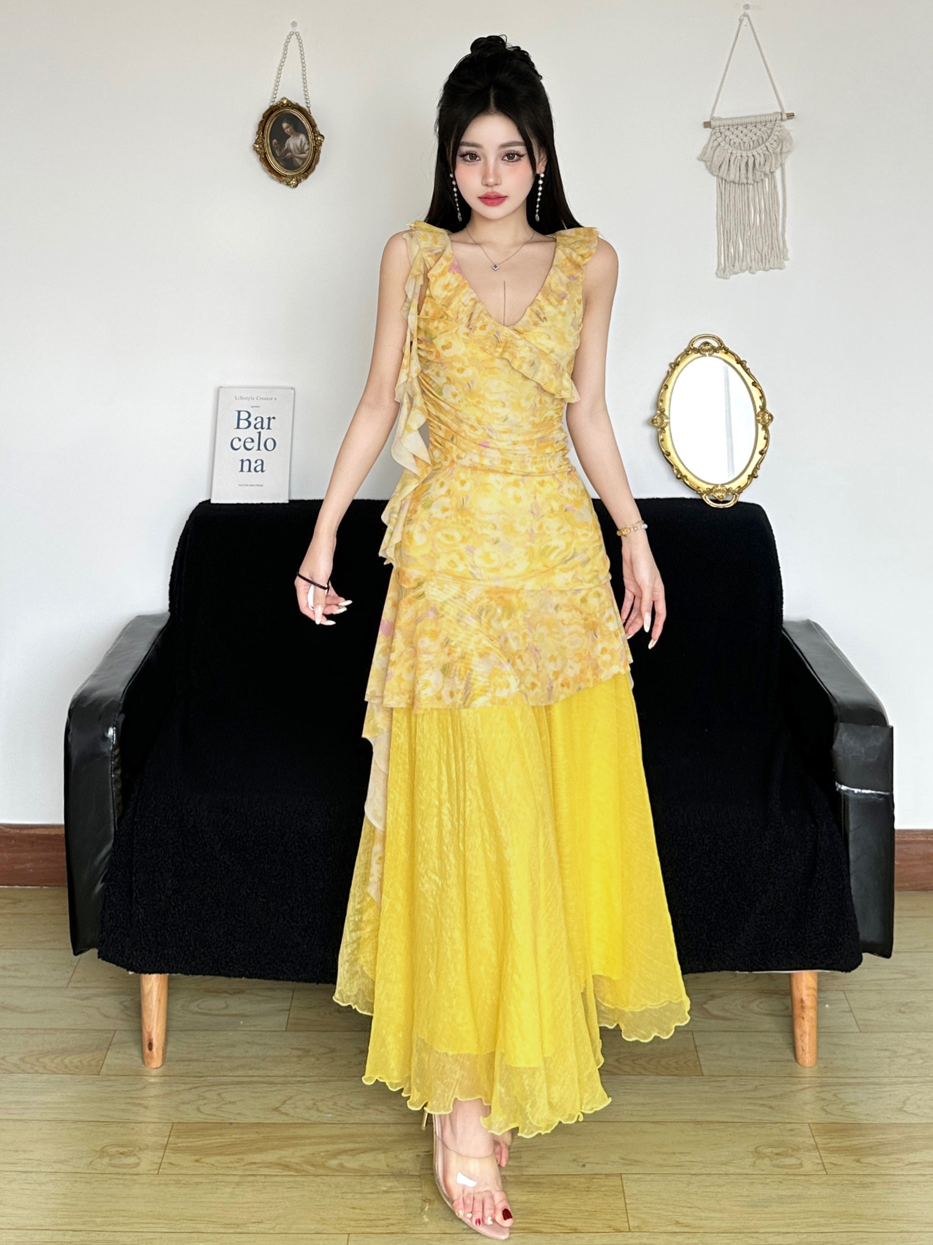 Layered Floral A-Line Dress for Women, Spaghetti Strap, Fresh Field Design, Gentle Fabric, Perfect for Spring and Summer Style Layered Floral A-Line Dress for Women, Spaghetti Strap, Fresh Field Design, Gentle Fabric, Perfect for Spring and Summer Style