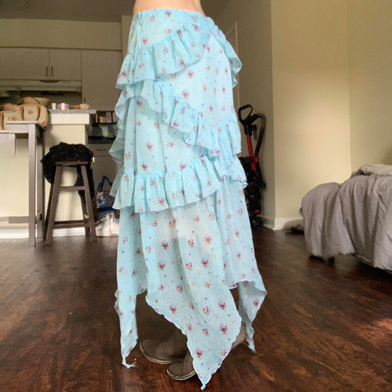 Light Blue Irregular Mesh Spliced Floral Midi Skirt for Girls - Versatile, Slimming Vacation Wear, Perfect for 90s Y2K Style Light Blue Irregular Mesh Spliced Floral Midi Skirt for Girls - Versatile, Slimming Vacation Wear, Perfect for 90s Y2K Style