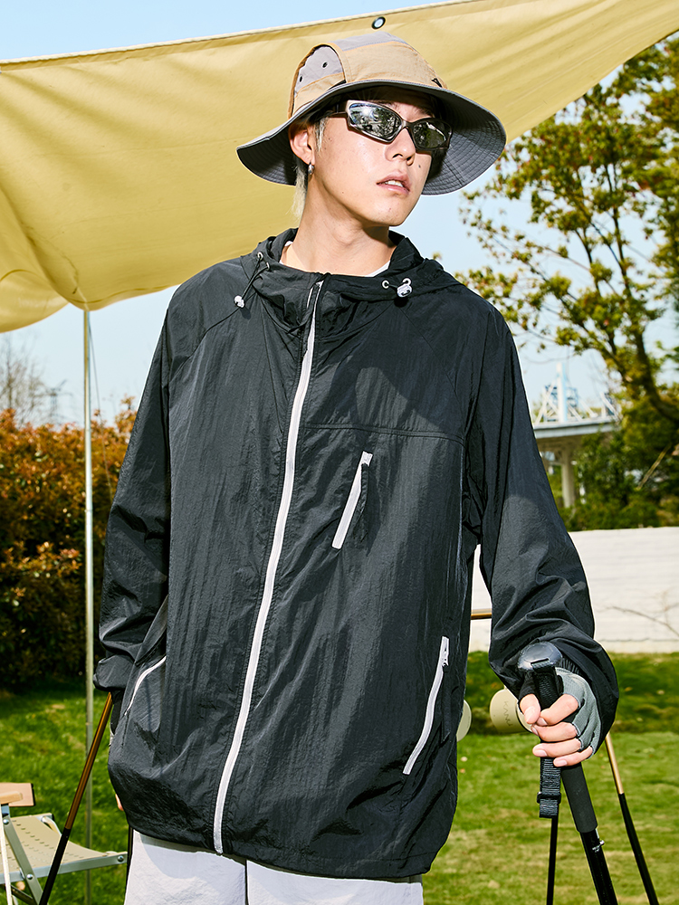 Lightweight Breathable Hooded Sunscreen Top for Men and Women, Ice Silk Summer Style 2025, Cool Fashion Essential Lightweight Breathable Hooded Sunscreen Top for Men and Women, Ice Silk Summer Style 2025, Cool Fashion Essential