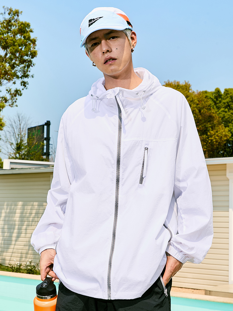 Lightweight Breathable Hooded Sunscreen Top for Men and Women, Ice Silk Summer Style 2025, Cool Fashion Essential Lightweight Breathable Hooded Sunscreen Top for Men and Women, Ice Silk Summer Style 2025, Cool Fashion Essential