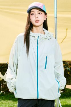 Lightweight Breathable Hooded Sunscreen Top for Men and Women, Ice Silk Summer Style 2025, Cool Fashion Essential