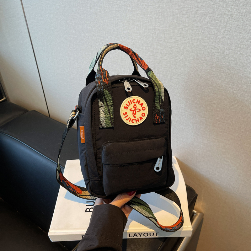 Lightweight Canvas Mini Bag for Women - 2025 Casual Crossbody Shoulder Bag, Versatile Phone Bag, Trendy Everyday Essentials Lightweight Canvas Mini Bag for Women - 2025 Casual Crossbody Shoulder Bag, Versatile Phone Bag, Trendy Everyday Essentials