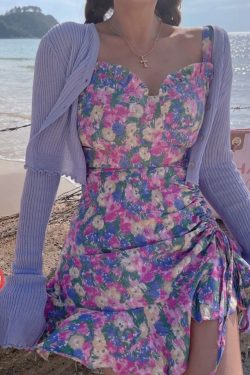 Lightweight Handmade Spring Summer Sun Protection Shirt, Vintage V-Neck Flared Sleeve Slimming Knit Top for Women