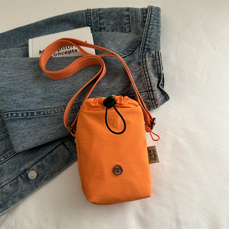 Lightweight Nylon Summer Bucket Bag for Women - 2025 Crossbody Style for Water Bottles, Cups, and Phones - Trendy and Functional Lightweight Nylon Summer Bucket Bag for Women - 2025 Crossbody Style for Water Bottles, Cups, and Phones - Trendy and Functional