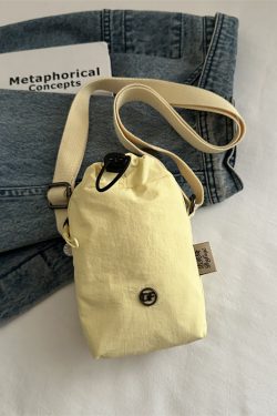 Lightweight Nylon Summer Bucket Bag for Women - 2025 Crossbody Style for Water Bottles, Cups, and Phones - Trendy and Functional