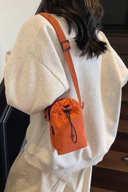 Lightweight Summer Crossbody Water Bottle Bag for Women - Outdoor Cup Bag with Zipper Phone Pouch, Perfect for Travel and Sports