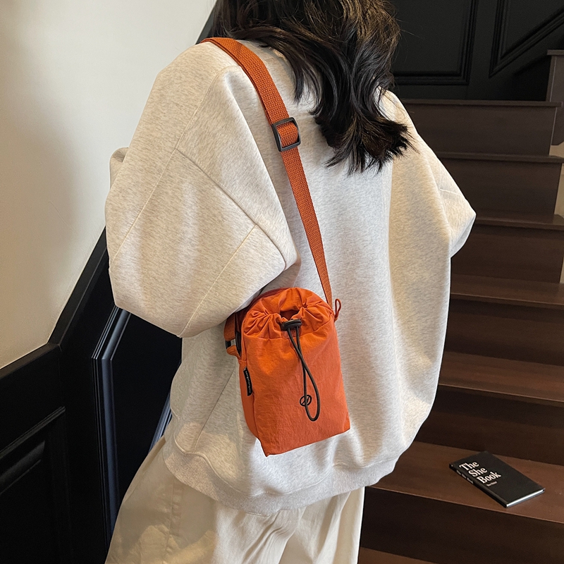 Lightweight Summer Crossbody Water Bottle Bag for Women - Outdoor Cup Bag with Zipper Phone Pouch, Perfect for Travel and Sports Lightweight Summer Crossbody Water Bottle Bag for Women - Outdoor Cup Bag with Zipper Phone Pouch, Perfect for Travel and Sports