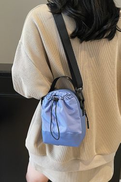 Lightweight Summer Crossbody Water Cup Bag for Women - 2025 Outdoor Cycling Phone Holder and Handheld Water Bottle Pouch