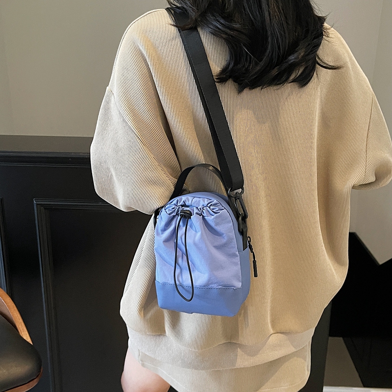 Lightweight Summer Crossbody Water Cup Bag for Women - 2025 Outdoor Cycling Phone Holder and Handheld Water Bottle Pouch Lightweight Summer Crossbody Water Cup Bag for Women - 2025 Outdoor Cycling Phone Holder and Handheld Water Bottle Pouch