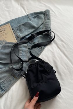 Lightweight Summer Crossbody Water Cup Bag for Women - 2025 Outdoor Cycling Phone Holder and Handheld Water Bottle Pouch