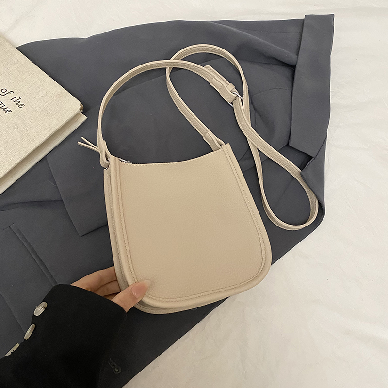 Lightweight Summer Zipper Crossbody Bag for Women - High-End Niche Shoulder Phone Bag 2025 Lightweight Summer Zipper Crossbody Bag for Women - High-End Niche Shoulder Phone Bag 2025