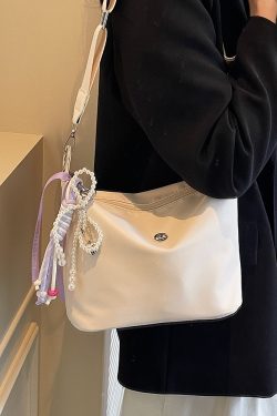 Lightweight Water-Resistant Nylon Bucket Bag - 2025 Spring/Summer Korean Style Dumpling Design, Trendy Women's Fashion Accessory