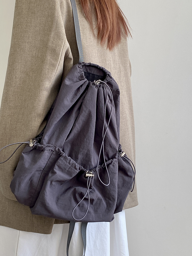 Lightweight Women's Outdoor Sports Backpack, 2025 Niche Design, Trendy INS Style, Versatile & Functional Travel Bag Lightweight Women's Outdoor Sports Backpack, 2025 Niche Design, Trendy INS Style, Versatile & Functional Travel Bag