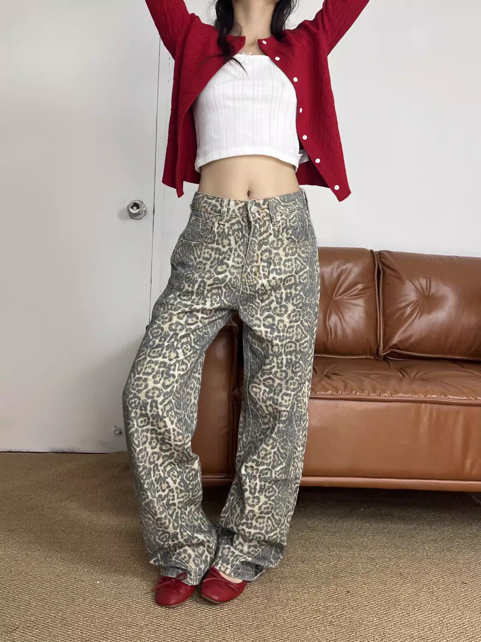 Limited-Time Discount Floral Print T-Shirt - Trendy 90s Style, Perfect for Casual Outfits and Everyday Wear Limited-Time Discount Floral Print T-Shirt - Trendy 90s Style, Perfect for Casual Outfits and Everyday Wear