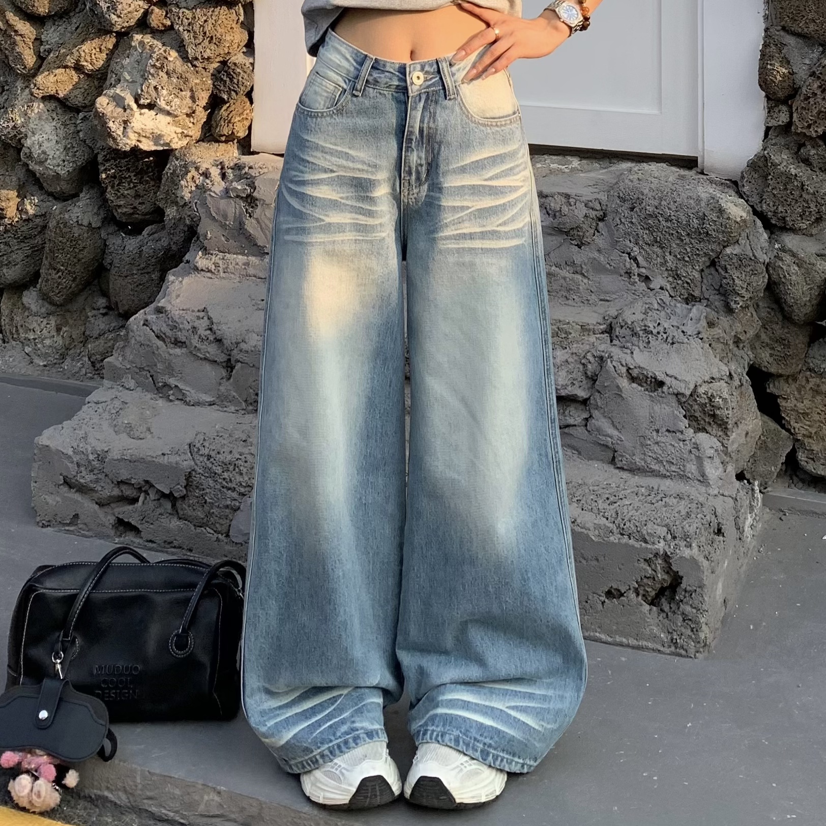 Loose Mid-Waist Straight Leg Jeans for Women – Non-Picky Slimming Wide-Leg Pants with Draped Design, Casual 90s Style Loose Mid-Waist Straight Leg Jeans for Women – Non-Picky Slimming Wide-Leg Pants with Draped Design, Casual 90s Style