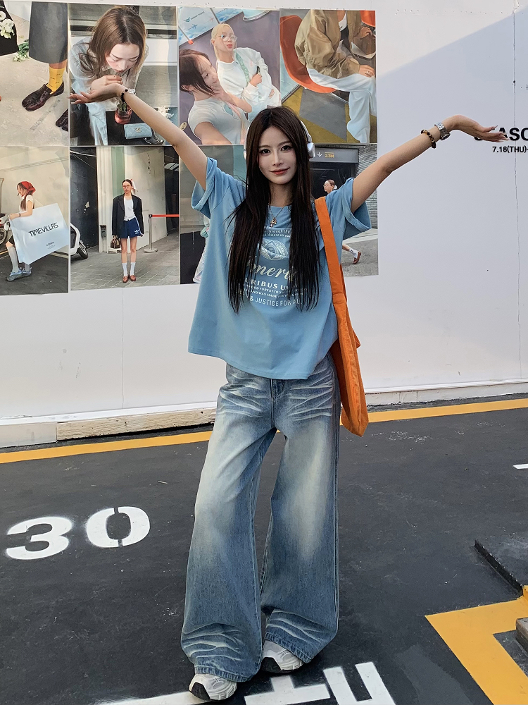 Loose Mid-Waist Straight Leg Jeans for Women – Non-Picky Slimming Wide-Leg Pants with Draped Design, Casual 90s Style Loose Mid-Waist Straight Leg Jeans for Women – Non-Picky Slimming Wide-Leg Pants with Draped Design, Casual 90s Style