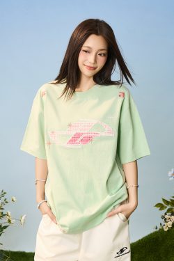 Loose Round Neck Short Sleeve T-Shirt with Patch Star Embroidery in Little Chanel Style for Men and Women, Y2K Fashion