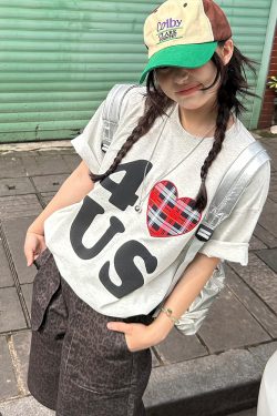 Loose Unisex Short Sleeve T-Shirt with Embroidered Heart - Summer Plaid Design, Trendy Casual Wear for Couples