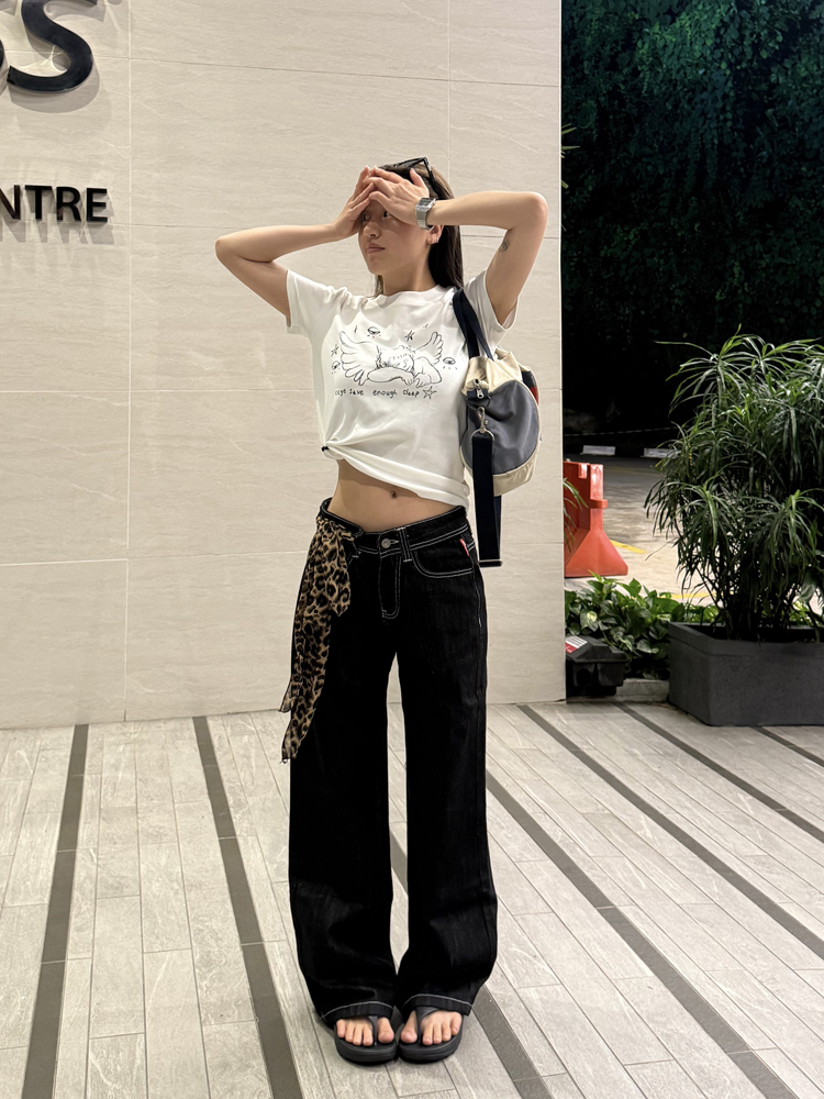 Low-Waist Straight-Leg Wide-Leg Jeans for Women - Trendy Casual High Street Design, Slimming Long Pants for Effortless Style Low-Waist Straight-Leg Wide-Leg Jeans for Women - Trendy Casual High Street Design, Slimming Long Pants for Effortless Style