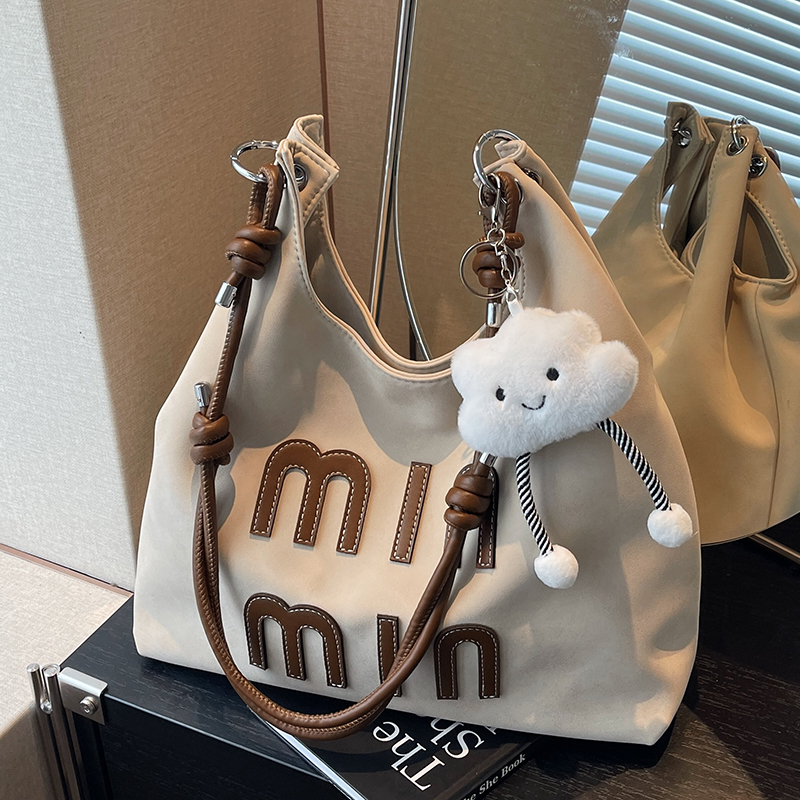 Matte Vintage Women's Large Capacity Shoulder Bag - Casual Tote for Work and Commuting - Spring Summer 2025 Fashion Matte Vintage Women's Large Capacity Shoulder Bag - Casual Tote for Work and Commuting - Spring Summer 2025 Fashion