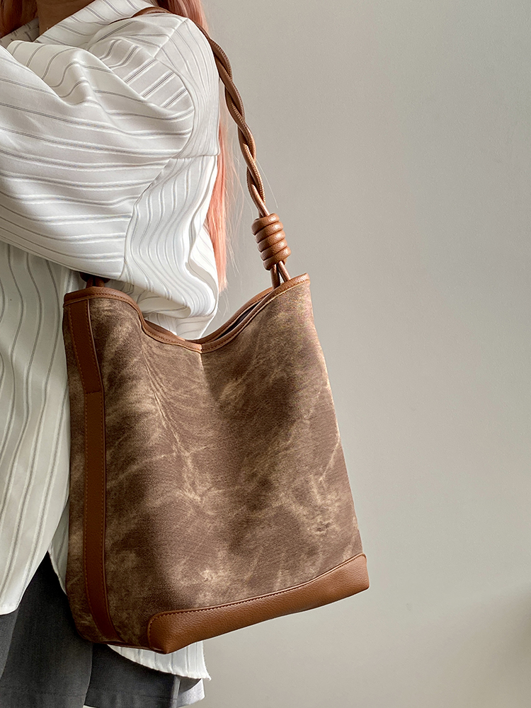 Melard Retro Commuting Tote Bag for Women - Large Handheld Shoulder Bag, 2025 Niche Design, Vintage Style Melard Retro Commuting Tote Bag for Women - Large Handheld Shoulder Bag, 2025 Niche Design, Vintage Style