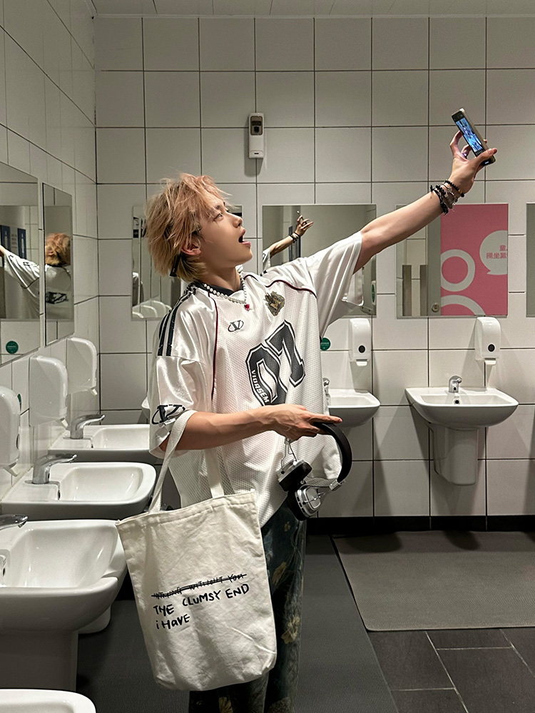 Men's American Retro Graffiti Printed Mesh Short-Sleeve T-Shirt - Summer Loose Half-Sleeve Jersey, Urban Style Men's American Retro Graffiti Printed Mesh Short-Sleeve T-Shirt - Summer Loose Half-Sleeve Jersey, Urban Style