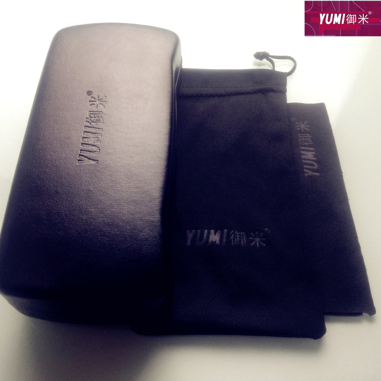 Men's and Women's Night Vision Driving Sunglasses - Celebrity Style Protective Glasses for Enhanced Visibility and Fashionable Look Men's and Women's Night Vision Driving Sunglasses - Celebrity Style Protective Glasses for Enhanced Visibility and Fashionable Look