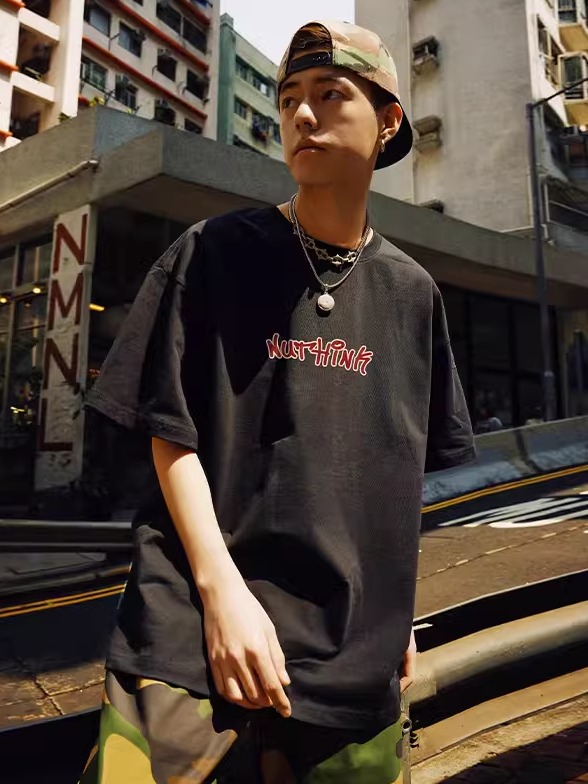 Men's Oversized Hip-Hop Short Sleeve T-Shirt, Plus Size American Streetwear, Trendy Summer Couple's Style Men's Oversized Hip-Hop Short Sleeve T-Shirt, Plus Size American Streetwear, Trendy Summer Couple's Style