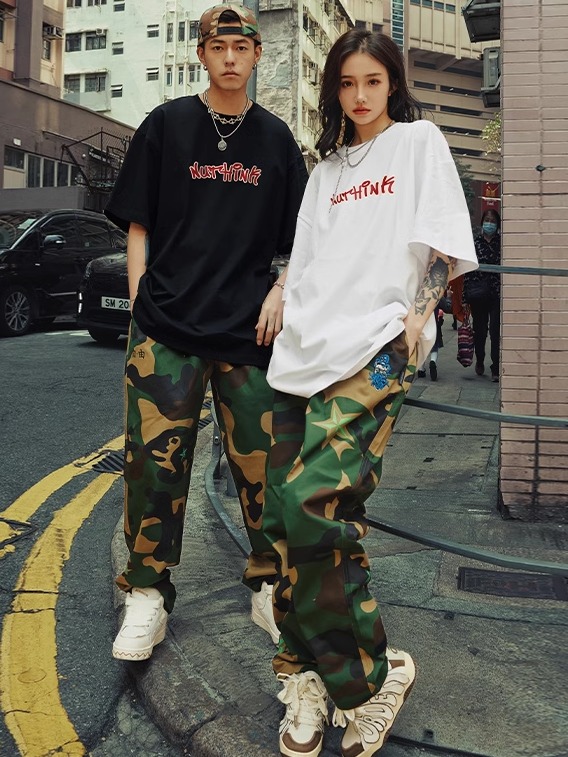 Men's Oversized Hip-Hop Short Sleeve T-Shirt, Plus Size American Streetwear, Trendy Summer Couple's Style Men's Oversized Hip-Hop Short Sleeve T-Shirt, Plus Size American Streetwear, Trendy Summer Couple's Style