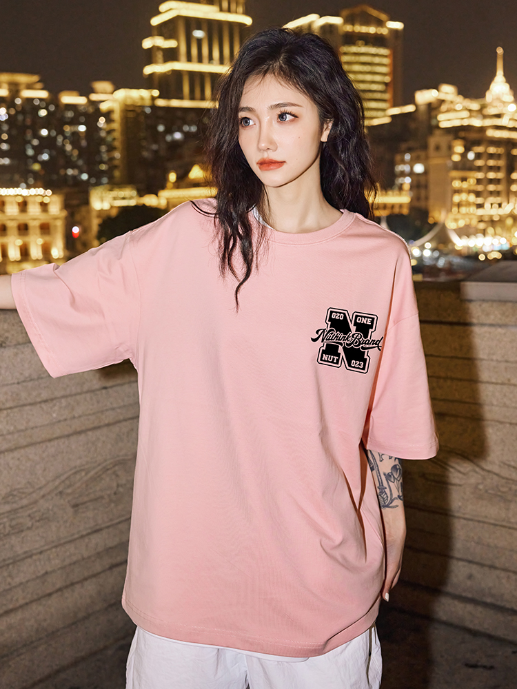 Men's Oversized Short-Sleeve T-Shirt in American Street Style, Plus Size, Summer Fashion, Casual Urban Look Men's Oversized Short-Sleeve T-Shirt in American Street Style, Plus Size, Summer Fashion, Casual Urban Look