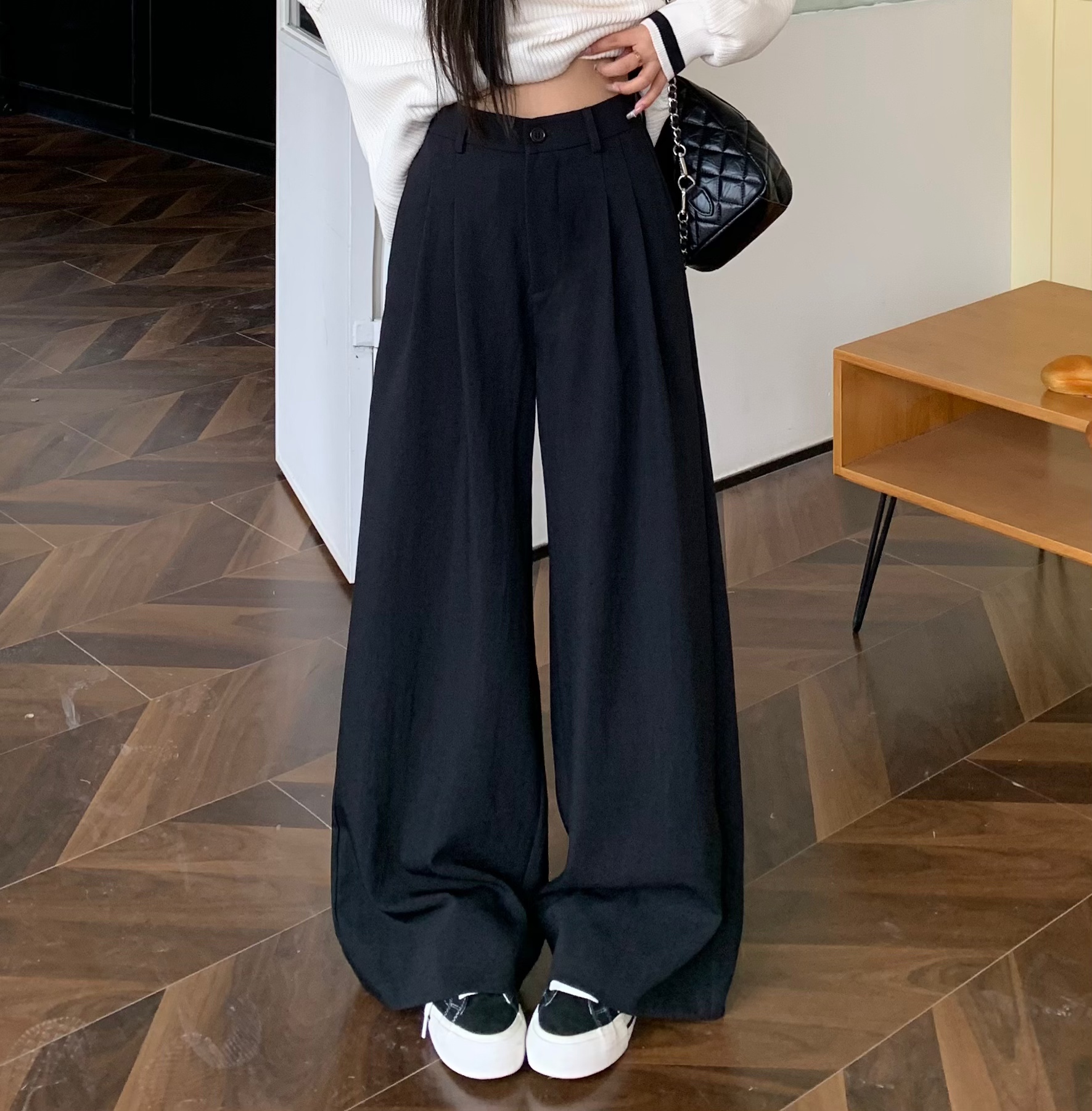 Mid-Waist Loose Slimming Pleated Wide-Leg Trousers for Women - Stylish Non-Selective Leg Type Suit Pants, Perfect for Y2K and Trendy Looks Mid-Waist Loose Slimming Pleated Wide-Leg Trousers for Women - Stylish Non-Selective Leg Type Suit Pants, Perfect for Y2K and Trendy Looks