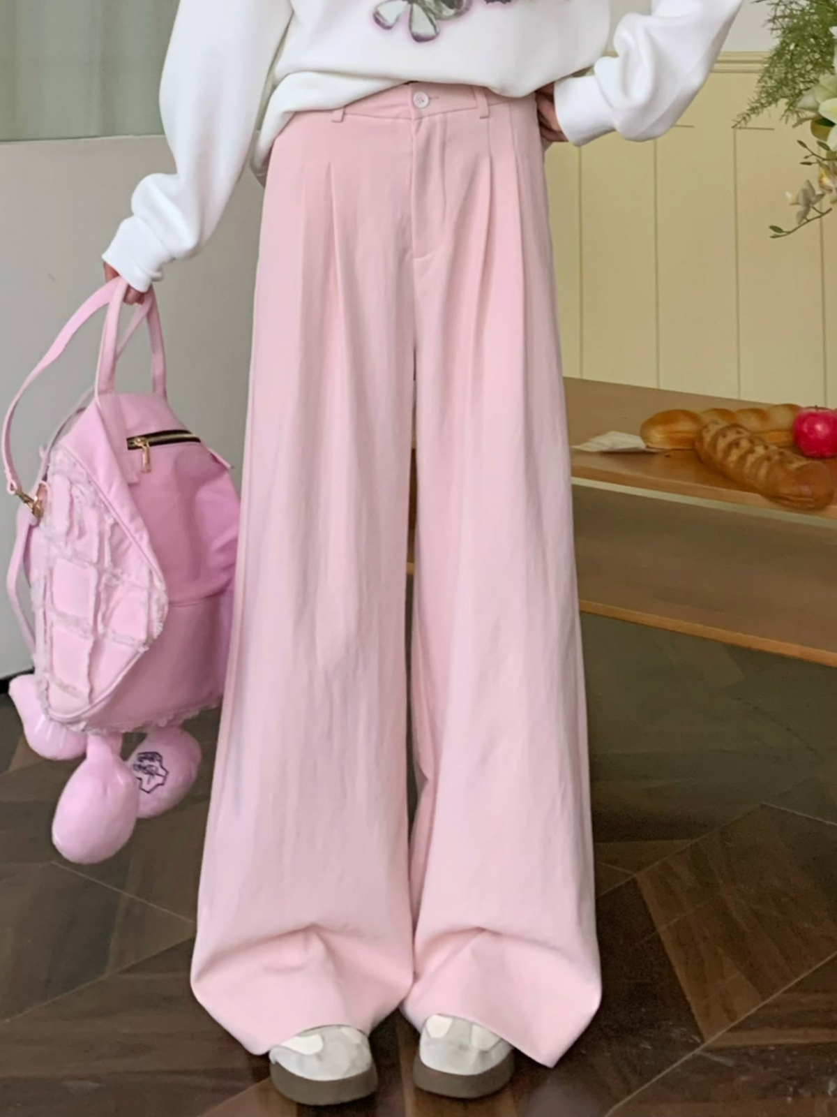 Mid-Waist Loose Slimming Pleated Wide-Leg Trousers for Women - Stylish Non-Selective Leg Type Suit Pants, Perfect for Y2K and Trendy Looks Mid-Waist Loose Slimming Pleated Wide-Leg Trousers for Women - Stylish Non-Selective Leg Type Suit Pants, Perfect for Y2K and Trendy Looks