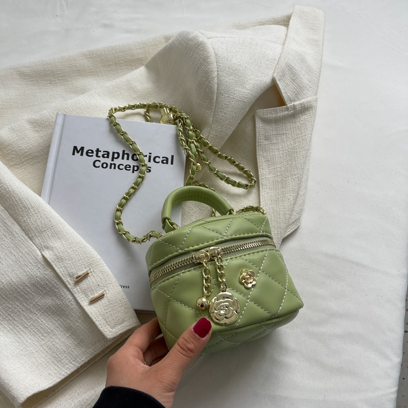 Mini Diamond Quilted Chain Bag for Women - Fashionable Spring/Summer 2025 Crossbody & Handbag, Versatile Style Mini Diamond Quilted Chain Bag for Women - Fashionable Spring/Summer 2025 Crossbody & Handbag, Versatile Style