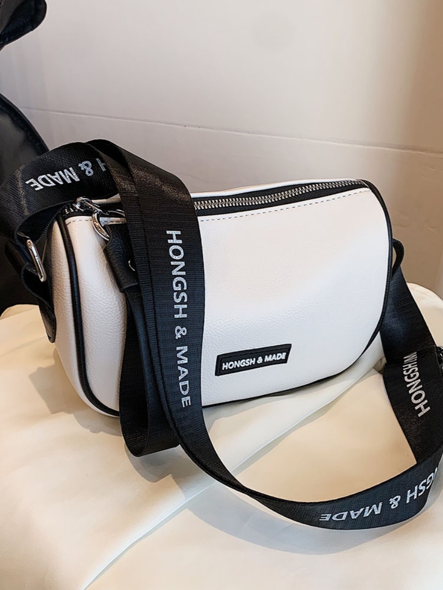 Minimalist Casual Wide Strap Square Bag for Women - Trendy 2025 Crossbody Bag with Versatile High-End Feel Minimalist Casual Wide Strap Square Bag for Women - Trendy 2025 Crossbody Bag with Versatile High-End Feel