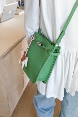 Minimalist Crossbody Mobile Phone Bag for Women - 2025 Summer Small Square Handheld Textured Fashion Accessory