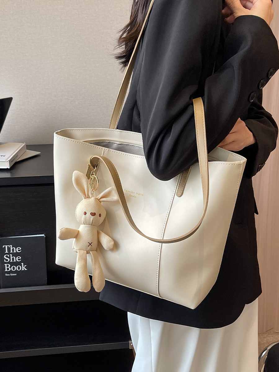 Minimalist Korean-Style Large Capacity Tote Bag for Women - Versatile Spring/Summer 2025 Fashion Shoulder Bag Minimalist Korean-Style Large Capacity Tote Bag for Women - Versatile Spring/Summer 2025 Fashion Shoulder Bag