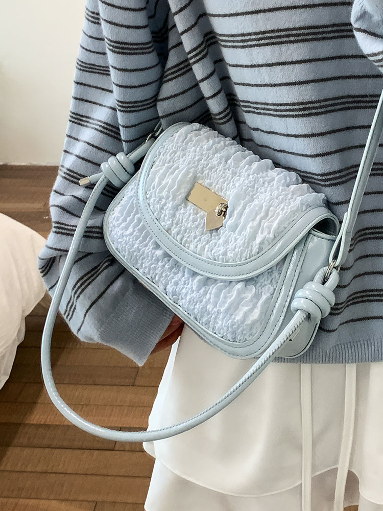 Minimalist Korean-Style Single-Shoulder Saddle Bag for Women - Versatile Crossbody Small Square Bag for Summer 2025 Fashion Minimalist Korean-Style Single-Shoulder Saddle Bag for Women - Versatile Crossbody Small Square Bag for Summer 2025 Fashion