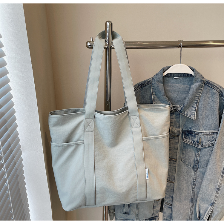 Minimalist Large-Capacity Canvas Tote Bag for Women - 2025 Short Trip Shoulder Commuting Bag, Versatile Everyday Style Minimalist Large-Capacity Canvas Tote Bag for Women - 2025 Short Trip Shoulder Commuting Bag, Versatile Everyday Style