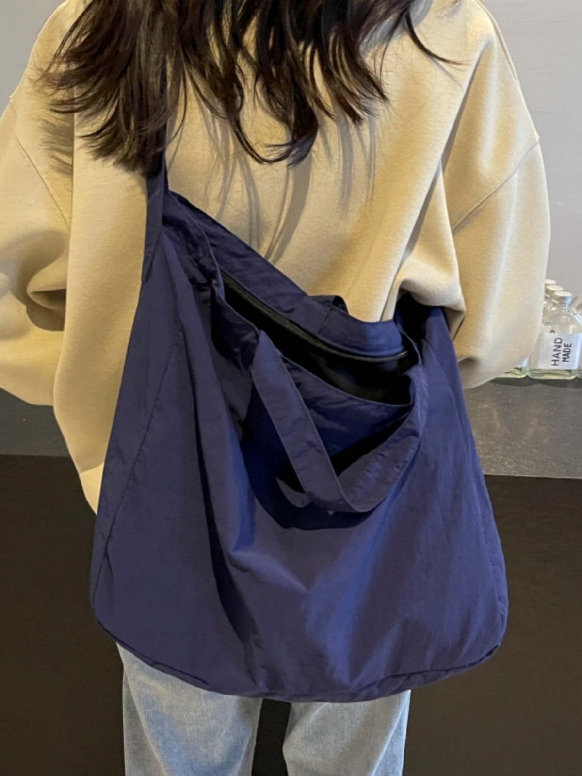 Minimalist Large Capacity Women's Canvas Tote Bag - Versatile Crossbody Design for Lazy Style and Everyday Use Minimalist Large Capacity Women's Canvas Tote Bag - Versatile Crossbody Design for Lazy Style and Everyday Use