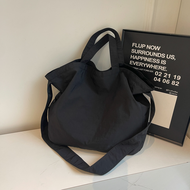 Minimalist Large Capacity Women's Canvas Tote Bag - Versatile Crossbody Design for Lazy Style and Everyday Use Minimalist Large Capacity Women's Canvas Tote Bag - Versatile Crossbody Design for Lazy Style and Everyday Use