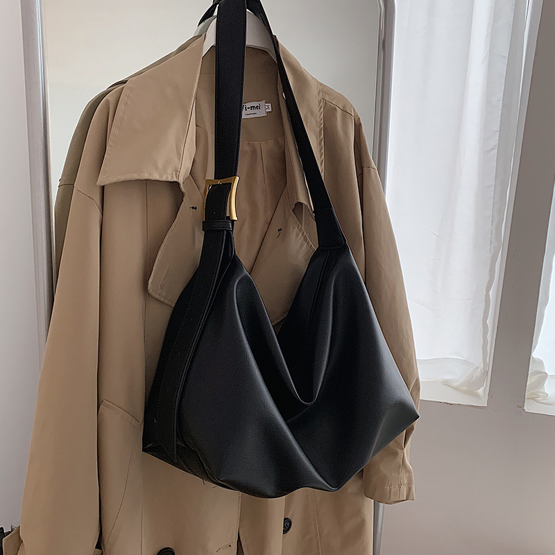 Minimalist Large Capacity Women's Versatile Shoulder Underarm Bag - Trendy Soft Crossbody Bag for 2025 Fashion Minimalist Large Capacity Women's Versatile Shoulder Underarm Bag - Trendy Soft Crossbody Bag for 2025 Fashion