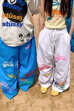 Minimalist Letter Print Drawstring Wide-Leg Pants for Men and Women - Casual Paratrooper Style, Slimming Long Pants